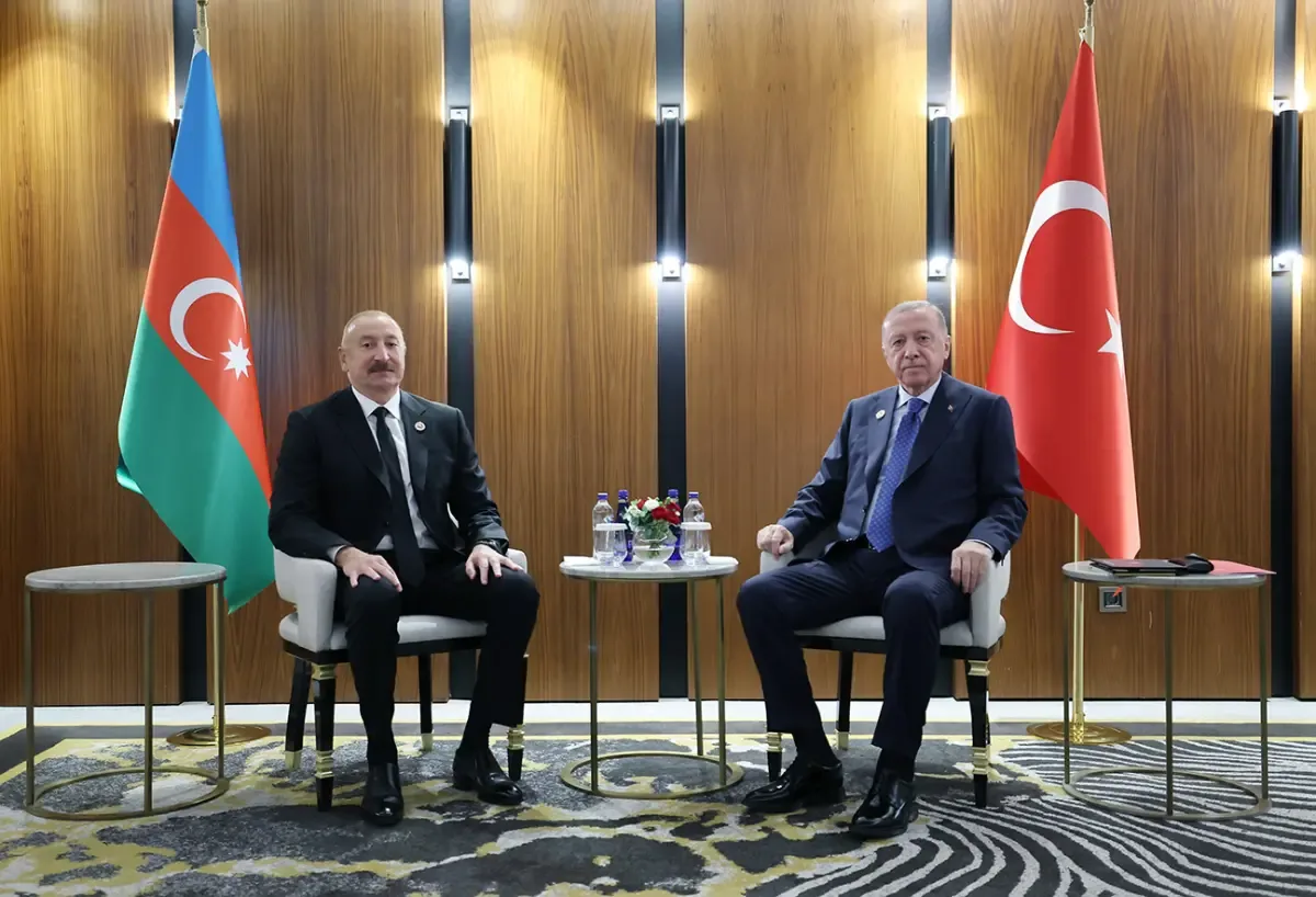Aliyev, Türkiye Cumhuriyeti’nin 103’üncü yılını kutladı