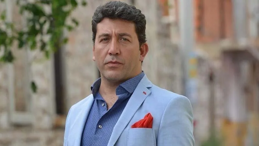 Emre Kınay corona virüsüne yakalandı