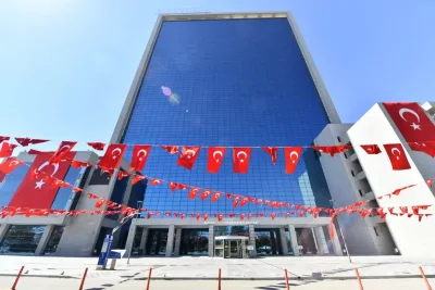 Ankara Büyükşehir’den metro istasyonu ve alt geçitte kanopi çalışması